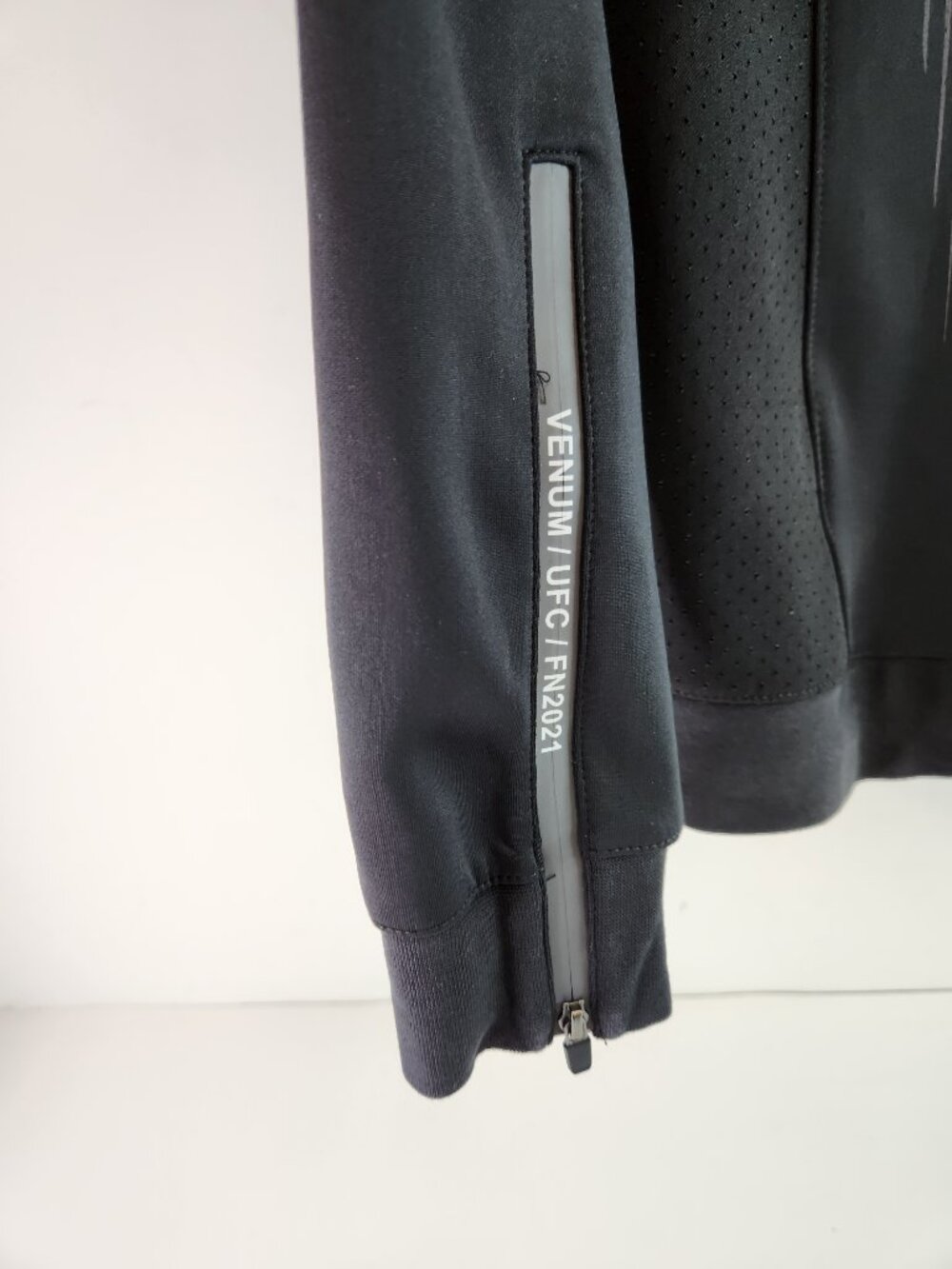 Venum UFC Fight Night 2021 Hoodie Shevchenko Activewear Black Grey YOU PICK SIZE - Picture 9 of 16